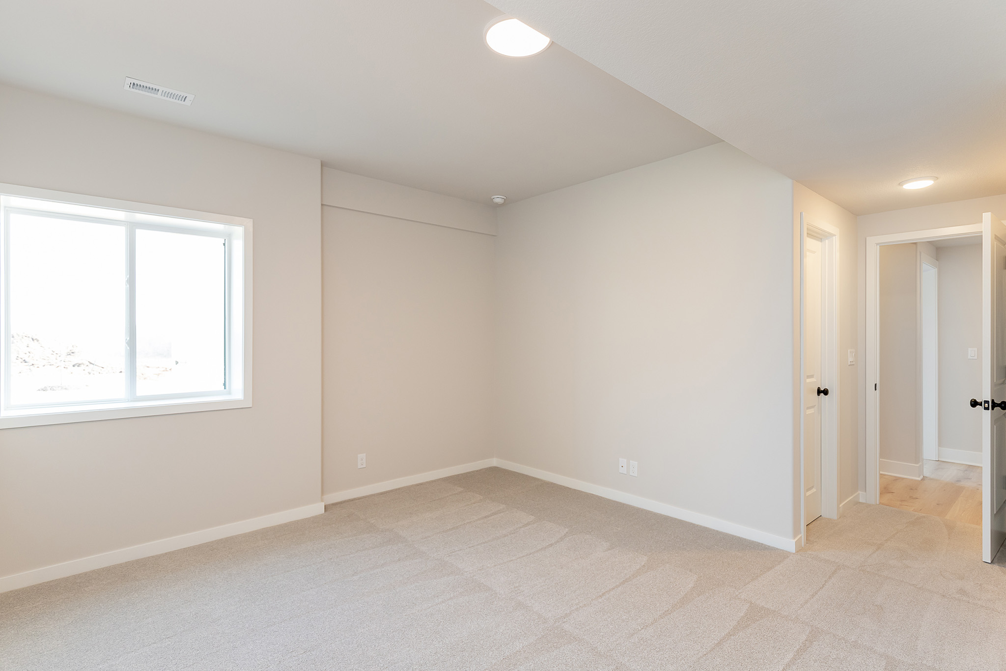 SM124 Hampshire_2048px Pic_34