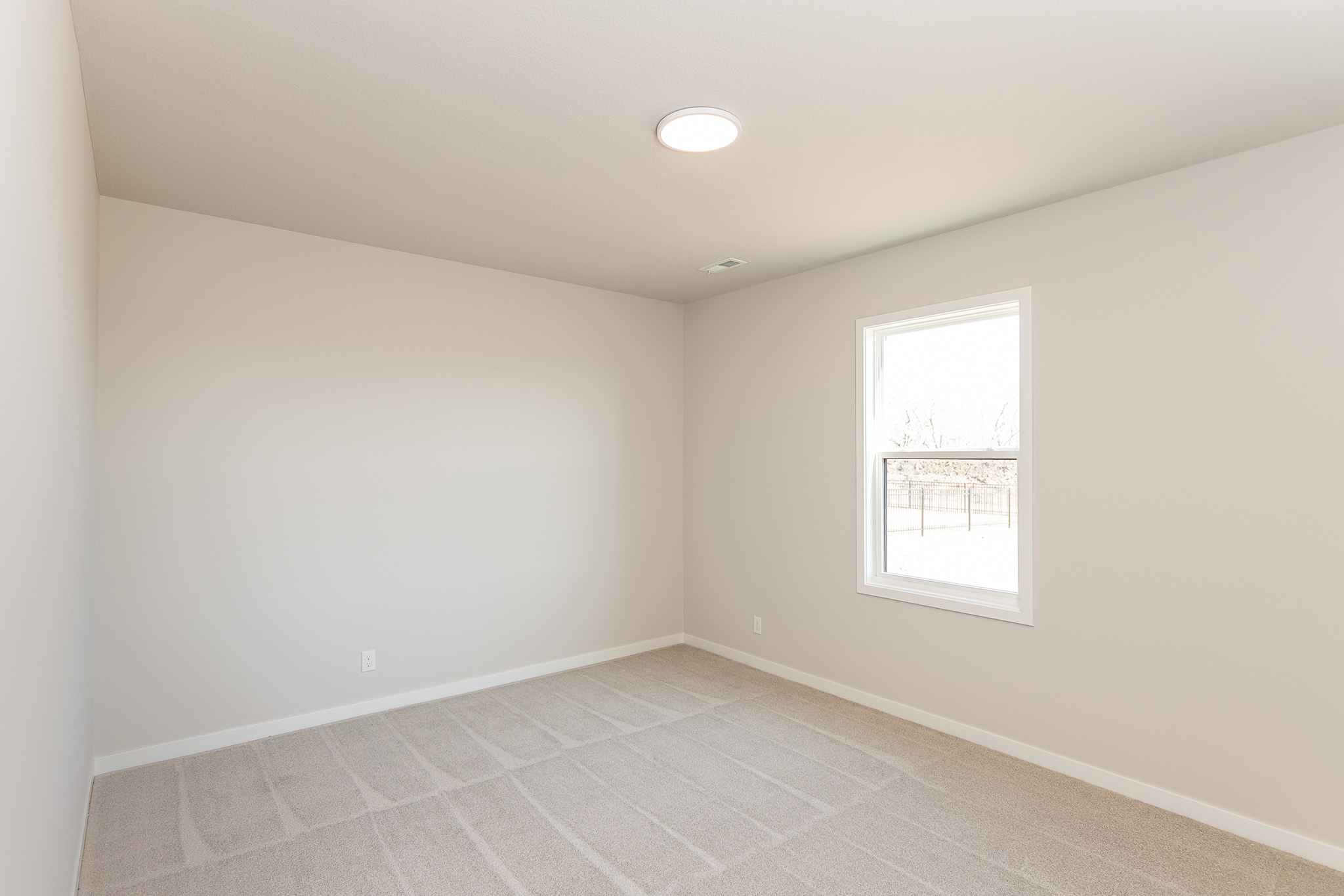 SM124 Hampshire_2048px Pic_35